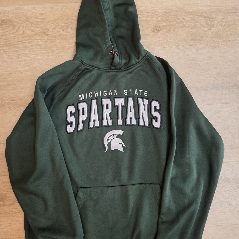 Colosseum Green and White Apparel